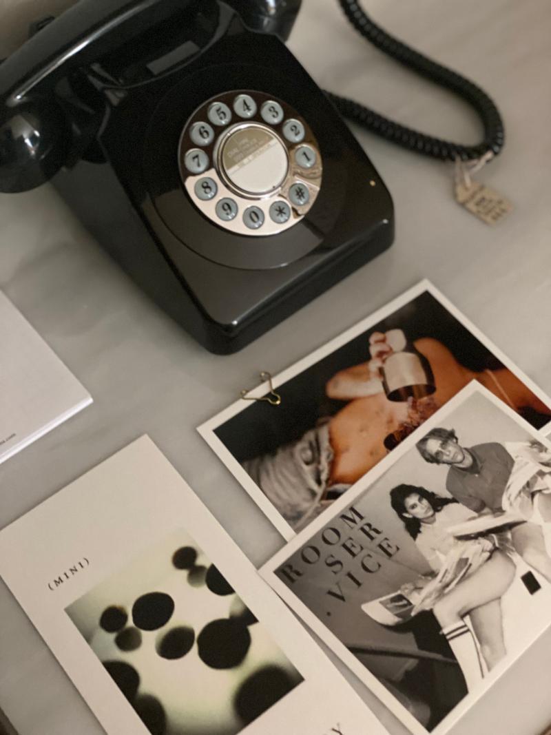 Gatsby Athens Otel Dış mekan fotoğraf A photograph of a telephone