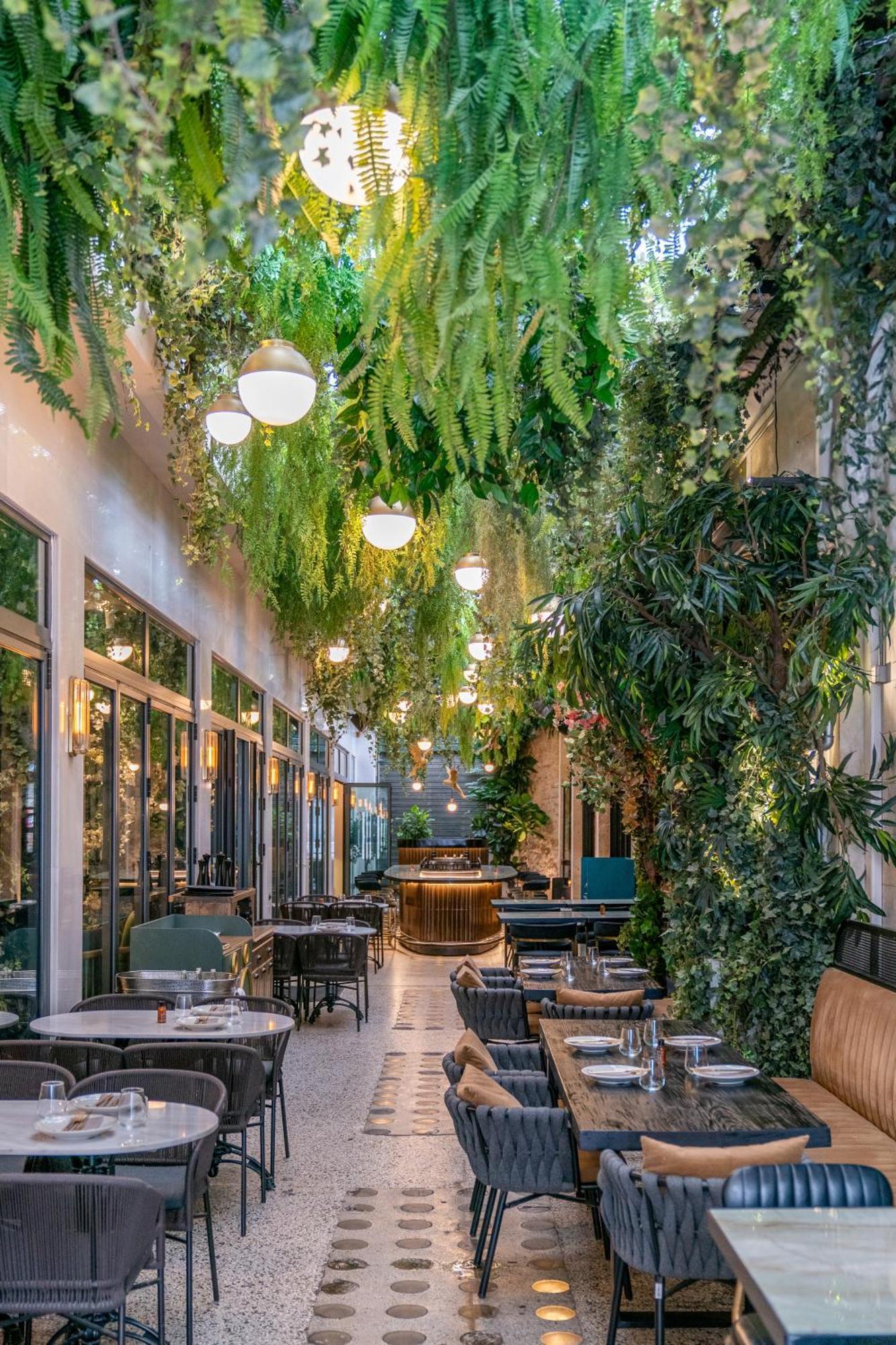 Gatsby Athens Otel Dış mekan fotoğraf The interior of the restaurant